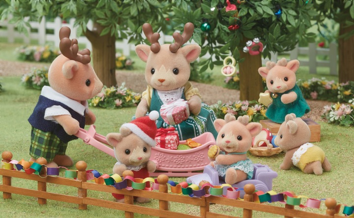 Actual product image Sylvanian Families Reindeer Family