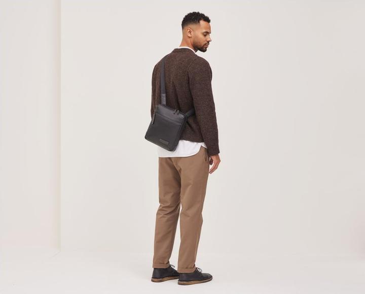 Actual product image Jost Shoulder Bag Stockholm Shoulder Bag Zip S