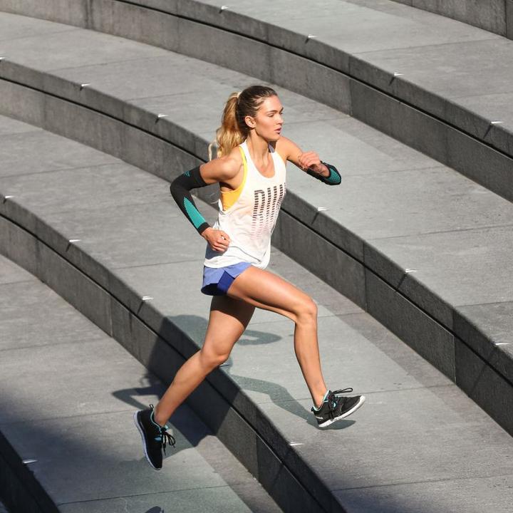 Actual product image Reebok Compression Arm Support (L)