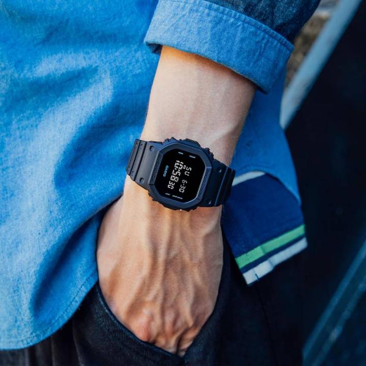 Actual product image G-Shock DW-5600 (Digital watch, Sports watch, Diving watch, 48.90 mm)