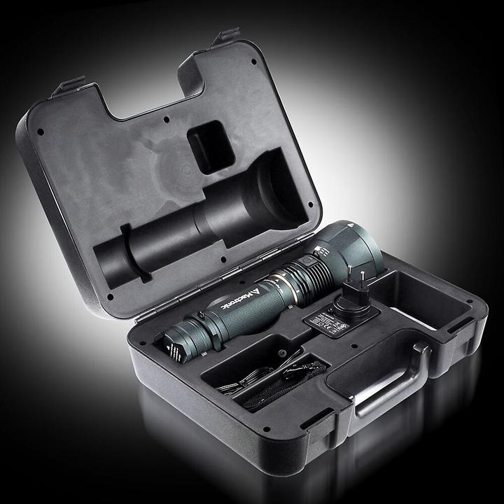 Actual product image Mactronic 11600lm rechargeable flashlight Blitz K12 (3.27 cm, 11600 lm)