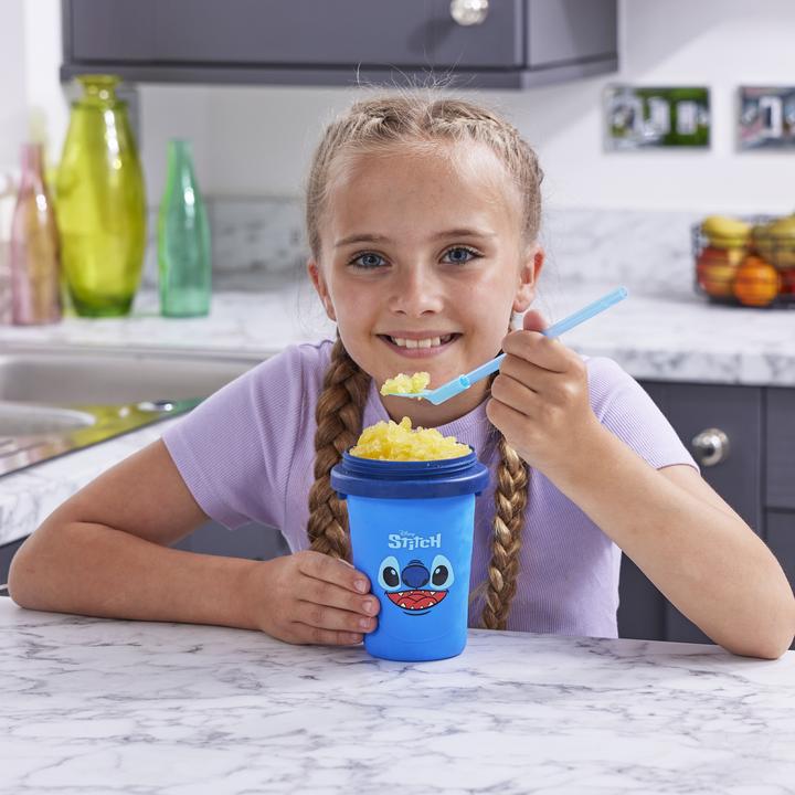 Produktbild Chill Factor ChillFactor 08258 Disney Reusable Squeeze Cup Maker with Stitch Character Design, Homemade slushies