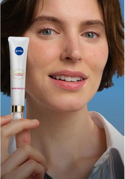 Produktbild NIVEA Luminous630 Anti-Dunkle Augenringe Augencreme (Augenpflege Crème, Tag + Nacht, 15 ml)