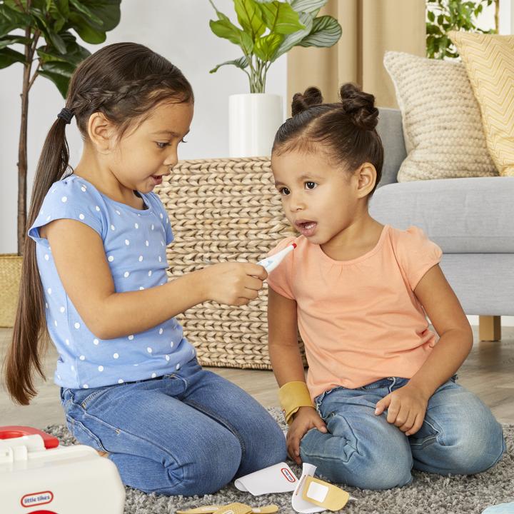 Actual product image MGA Little Tikes First Aid Kit