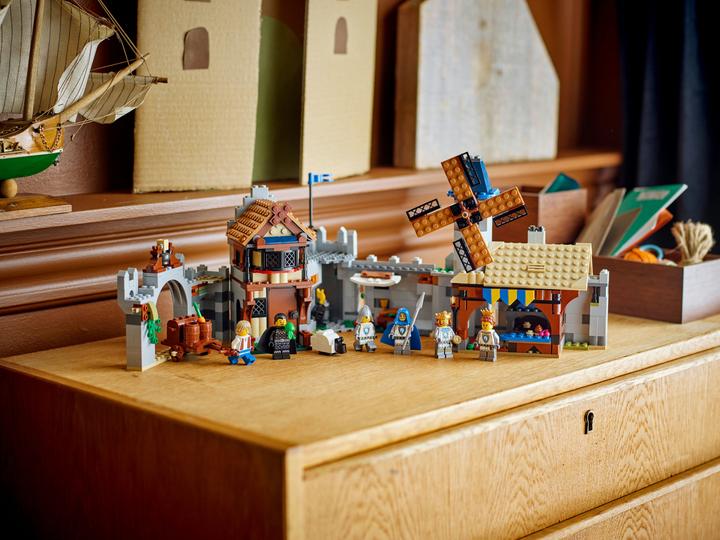 Image du produit LEGO Ritterburg im Mittelalter (31168, LEGO Creator 3-in-1)