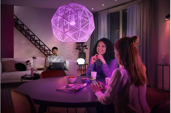 Actual product image Philips White & Color Ambiance (E27, 570 lm, 3x)