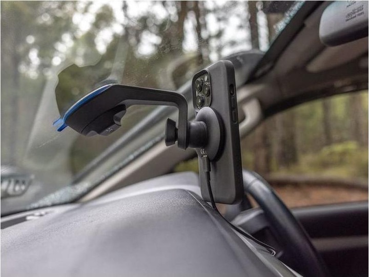 Actual product image Quad Lock Wireless Charging Head for Car / Desk V4 (15 W)