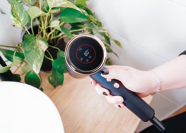 Produktbild Concept Suszarka do włosów BLDC VV8100 (1600 W)