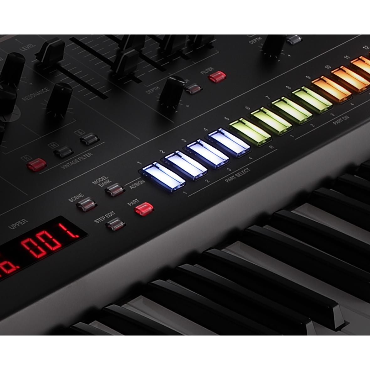 Thumbnail - Roland Jupiter-X, Synthesizer
