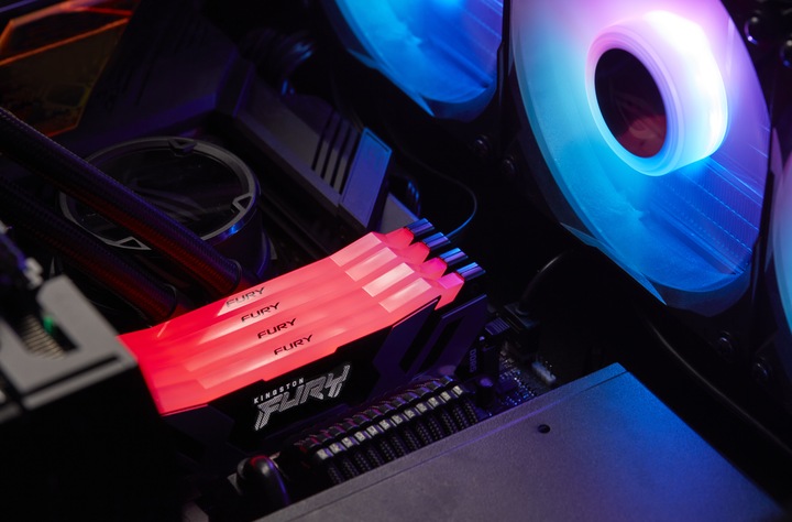 Image du produit Kingston DDR5 64GB PC 6000 CL32 KIT (2x32GB)FURY RenRGB XMP retail (2 x 32GB, 6000 MHz, RAM DDR5, DIMM)
