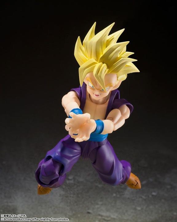 Actual product image Tamashii Nation Dragon Ball Z S.H. Super Saiyan Son Gohan - The Warrior Who Surpassed Goku