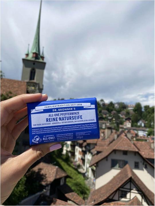 Image du produit Dr. Bronner's Savon tout-en-un à la menthe poivrée 140g (Savon dur)