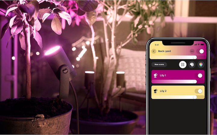 Produktbild Philips Hue Hue Lily Basic Set (DE Stecker) (640 lm, IP65)