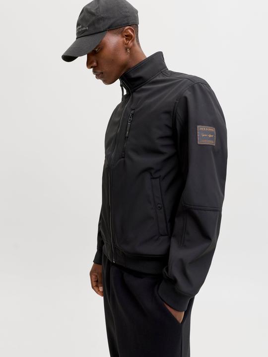 Actual product image Jack & Jones Jjeparker Softshell Bomber Sn (M)