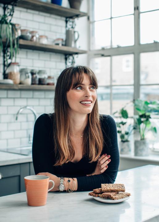 Produktbild Deliciously Ella Apricot & Coconut Oat Bar (1 Stk., 50 g)