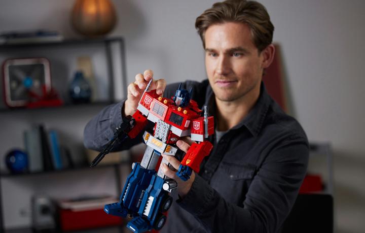 Immagine prodotto LEGO Optimus Prime (10302, LEGO Icons, Set LEGO rari)