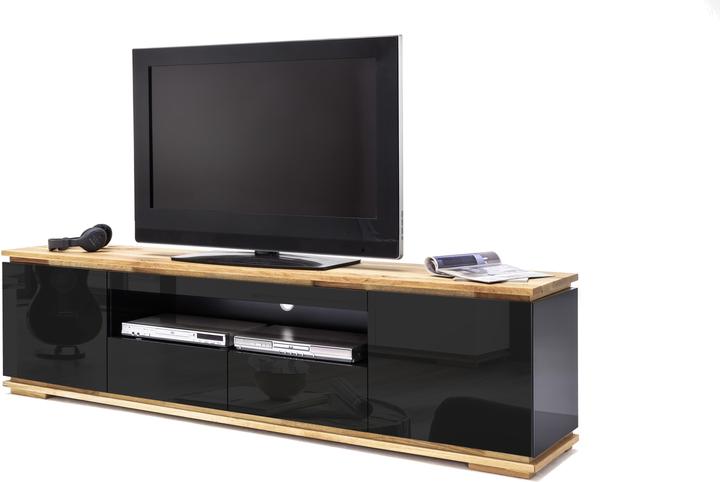Black, Knot oak