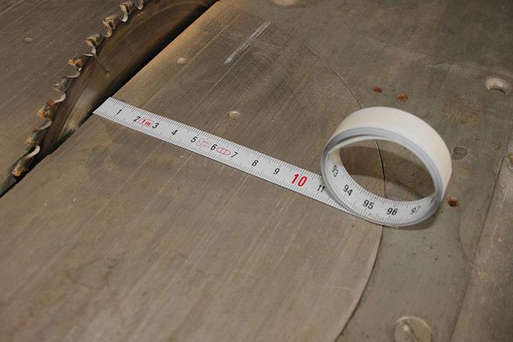 Produktbild Magni hedue® selbstklebendes Massband 5 m X151 - Massband selbstklebend,von rechts nach links (5 m)