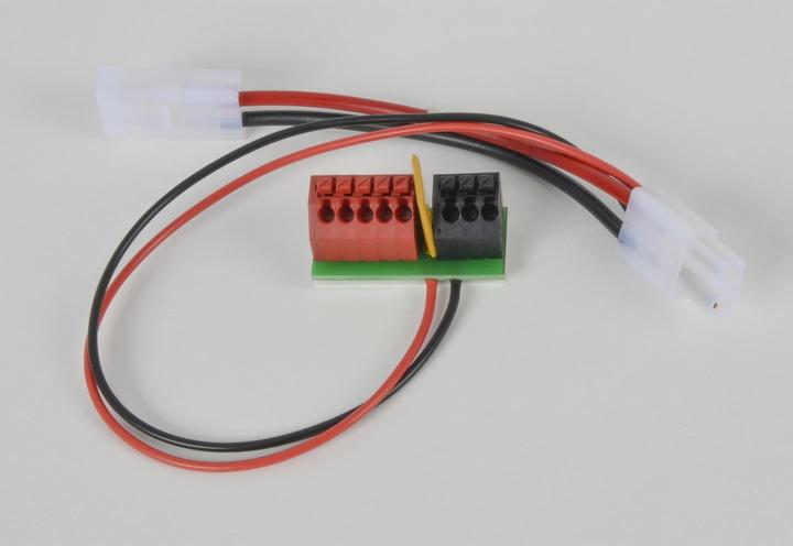 Actual product image Carson Reflex Switch 2/4 Power Distribution