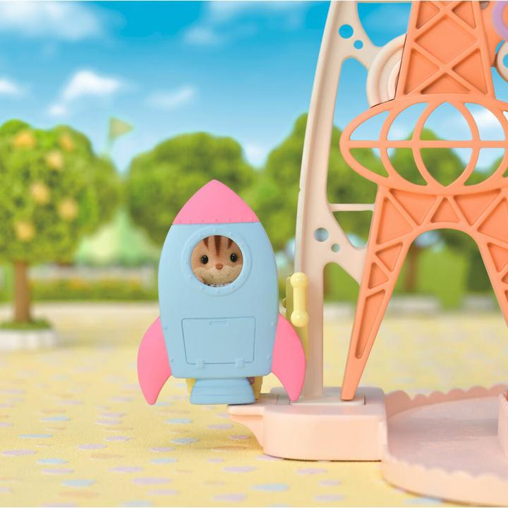 Actual product image Sylvanian Families Theme Park