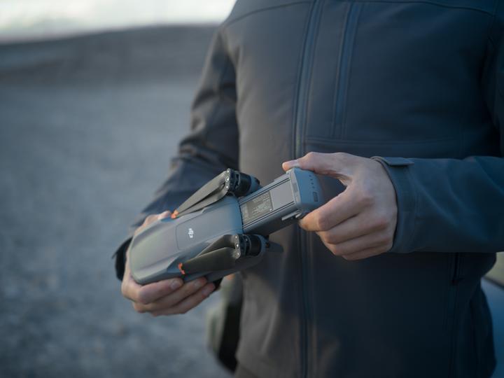 Produktbild DJI Air 3s RC-N3 (45 min, 724 g, 50 Mpx)