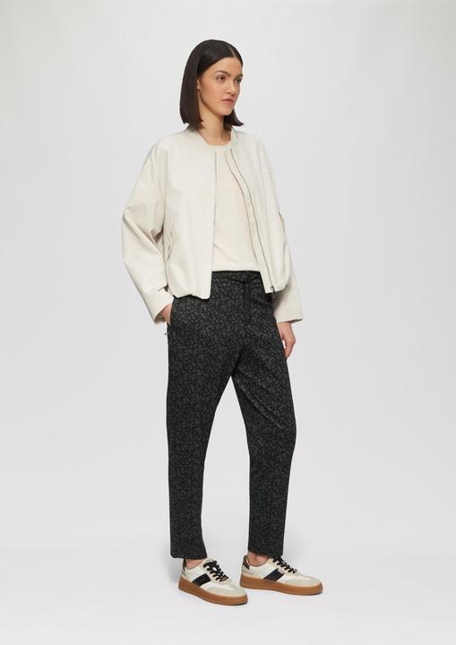 Actual product image S.Oliver Hose Gemusterte Jogpants und Reissverschlusstaschen (Frequency band 38 (2600 MHz))