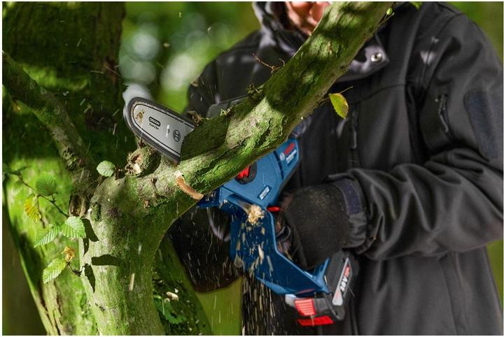 Actual product image Bosch GKE 18V-20 (solo C) (Battery chain saw)