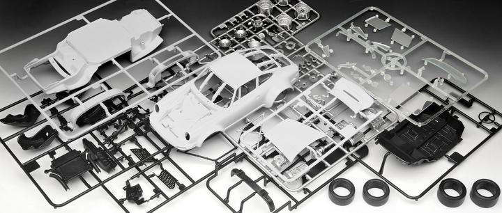 Produktbild Revell Porsche 934 RSR Martini