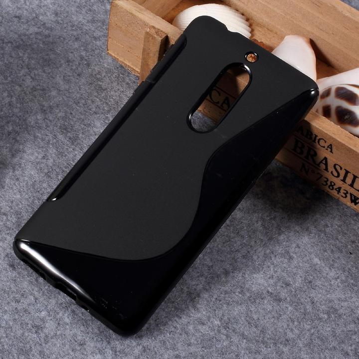 Actual product image Cover-Discount Nokia 5 - S-Line Silicone Rubber Case Black