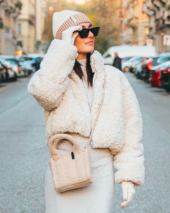 Actual product image Caseme Teddy winter bag with a detachable crossbody strap for your smartphone and accessories