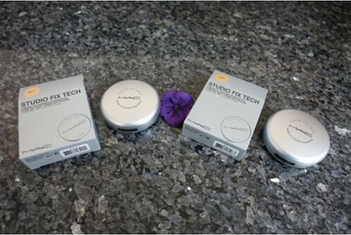 Produktbild MAC Cosmetics Studio Fix Tech Cream-To-Powder Foundation (Nr. NC17)