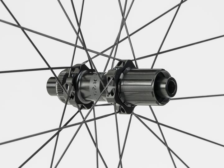 Actual product image Bontrager Aeolus Pro 37 TLR Disc (Rear wheel, 28")