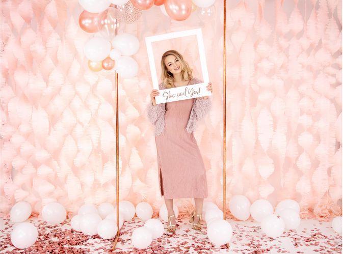 Produktbild Partydeco Partyaccessoire Selfie Bilderrahmen she said yes Rosegold