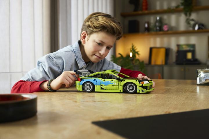 Produktbild LEGO Mitsubishi Eclipse Fast and Furious (42229, LEGO Technic)