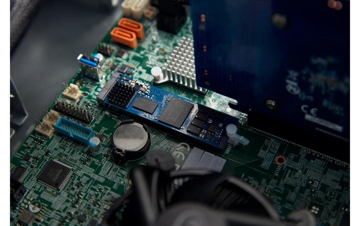 Productafbeelding Kingston SSD DC2000B M.2 480 GB PCIeG4x4 2280 (480 GB, M.2 2280)