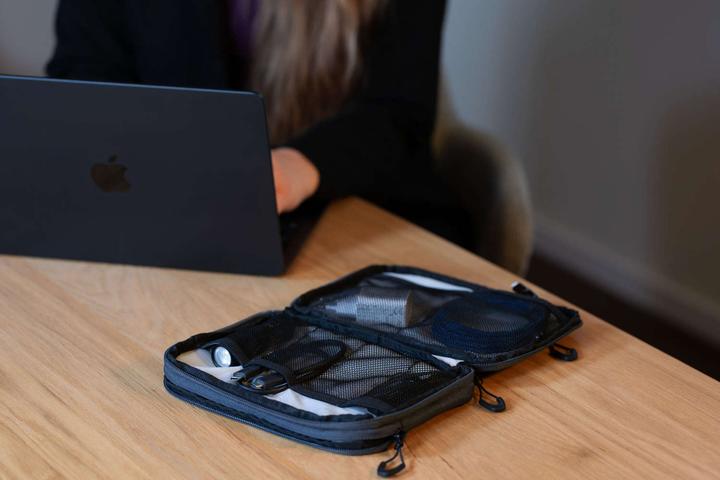 Produktbild Troika Kabeltasche BLUE CYCLE TECH POUCH 2