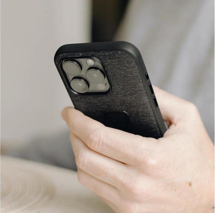 Immagine prodotto Peak Design Custodia in tessuto per tutti i giorni (Apple iPhone 15 Pro)