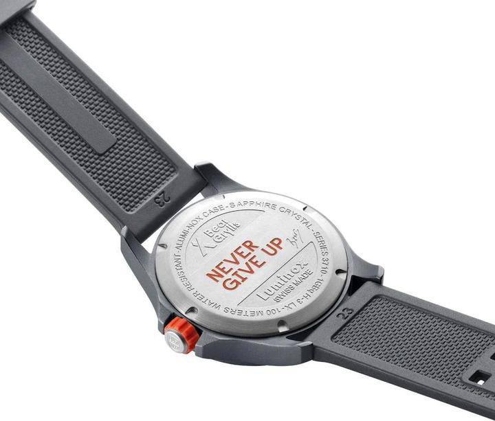 Actual product image Luminox Bear Grylls Survival 3710 Land Series (Swiss made, 43 mm)
