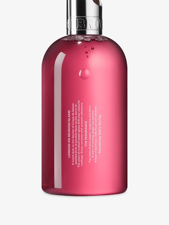 Nutmeg, Boodle, Ginger, Jasmine, Cedar wood, Rose pepper, Patchouli