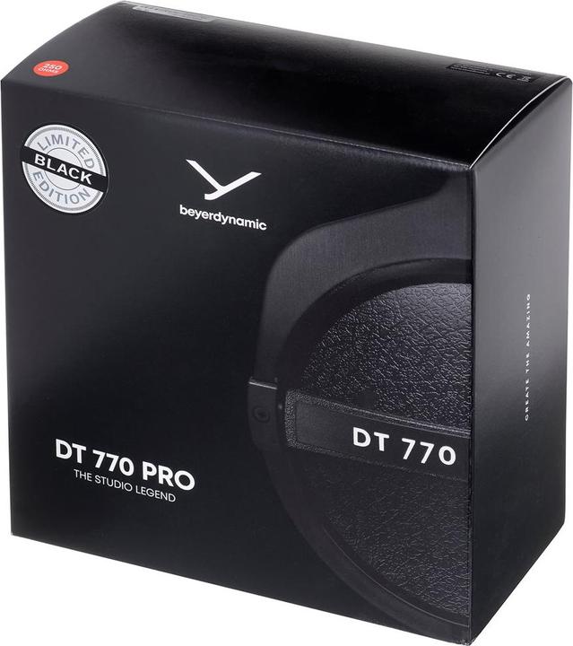 Actual product image Beyerdynamic DT 770 Pro Black Limited Edition (No noise cancelling, Cable)