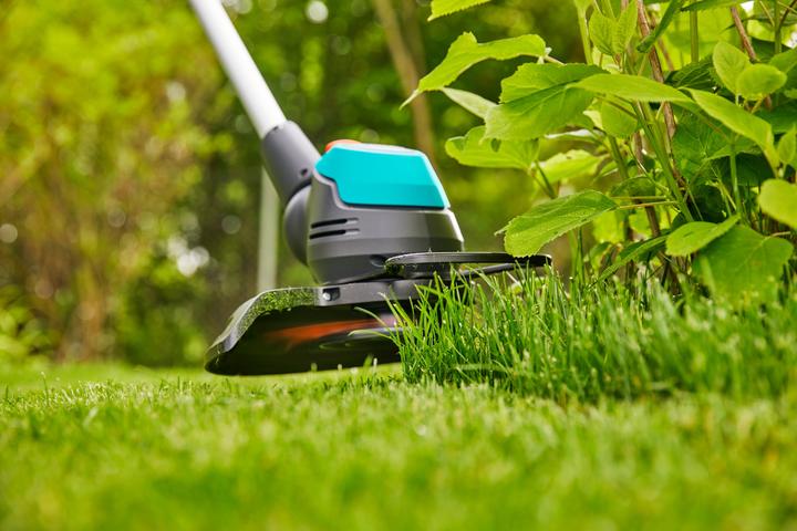 Productafbeelding Gardena EasyCut 23/18V P4A (Plastic mes)