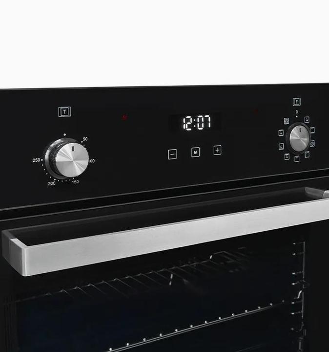 Actual product image Exquisit EBE76-9-H-020 black, built-in oven