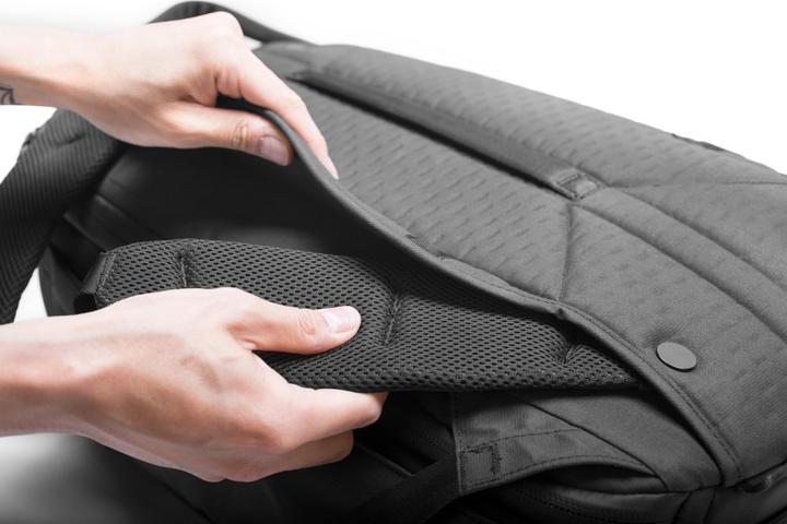 Actual product image Peak Design Travel Backpack (Camera backpack, 45 l)
