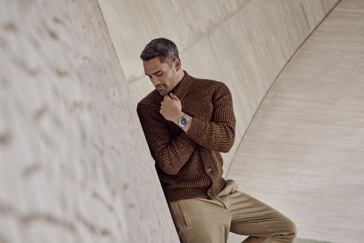 Actual product image Victorinox coalition (Analogue wristwatch, 40 mm)