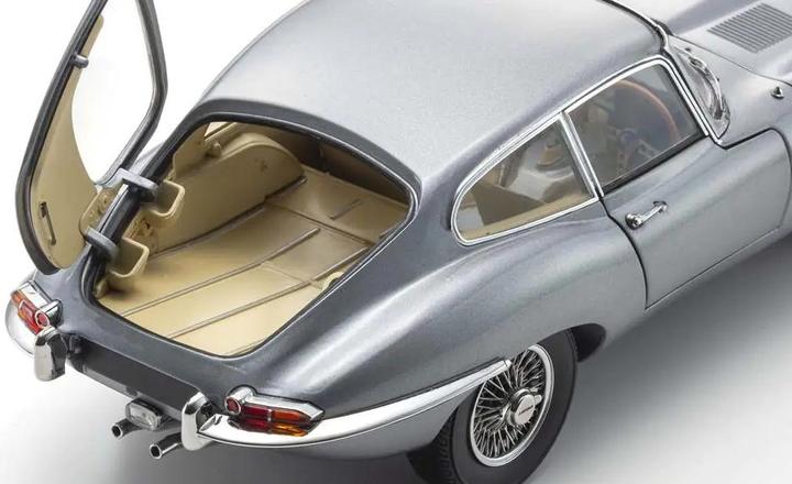 Produktbild Kyosho Sportwagen Jaguar E-Type 3.8 l Coupe MK1, Gun Metal 1:18