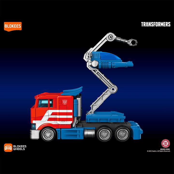 Actual product image Blokees MK CT01: Optimus Prime 10cm