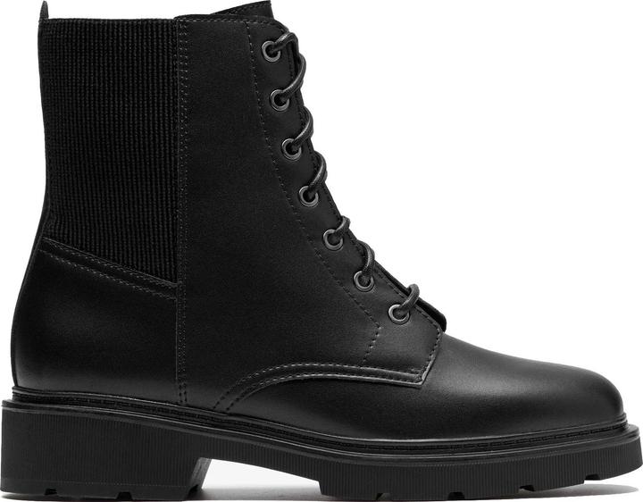 Actual product image Clarks Lauryl West (40)