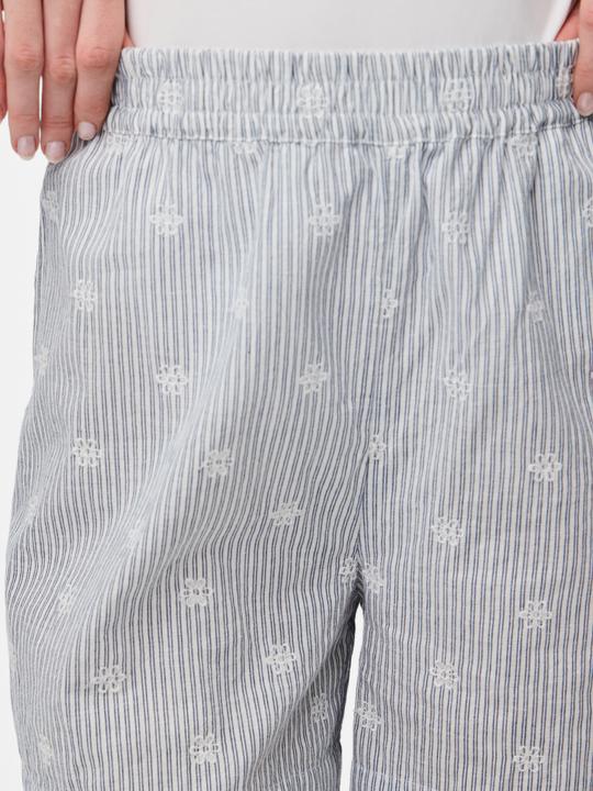 Actual product image Pieces PCEMMA Bestickte Shorts