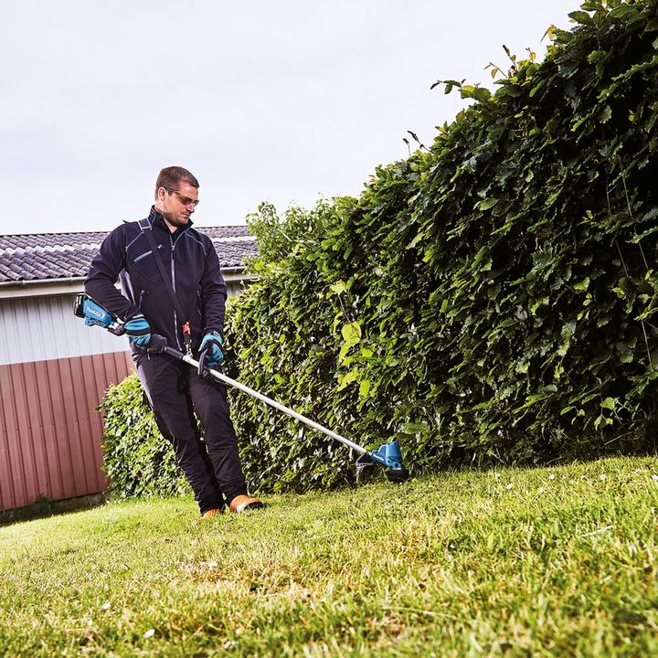 Produktbild Makita Akku Rasentrimmer (Metallschneideblatt, Trimmfaden)