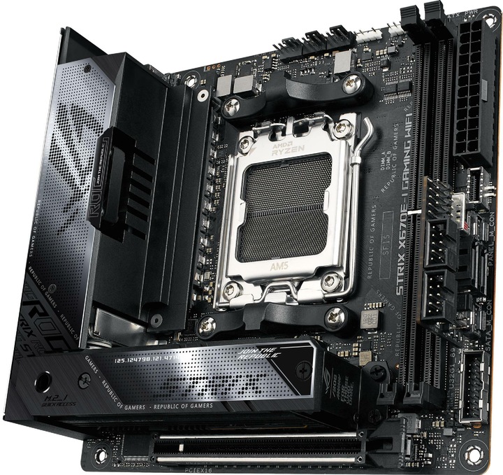 Immagine prodotto ASUS ROG Strix X670E-I Gaming Wifi (AM5, AMD X670E, Mini-ITX)